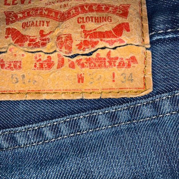 Men’s Levi Jeans - Picture 9 of 10